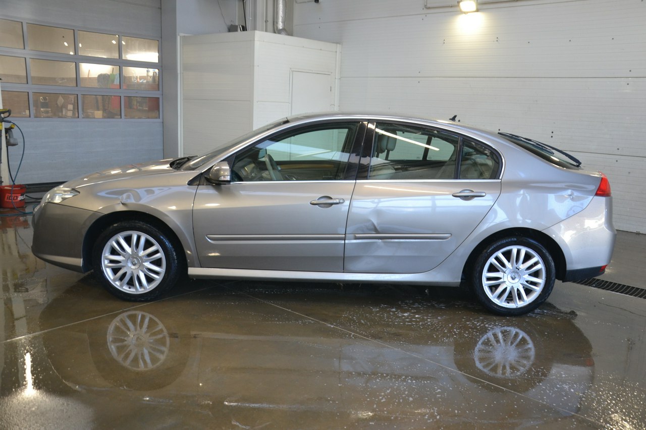 Renault Laguna - obrazek 8