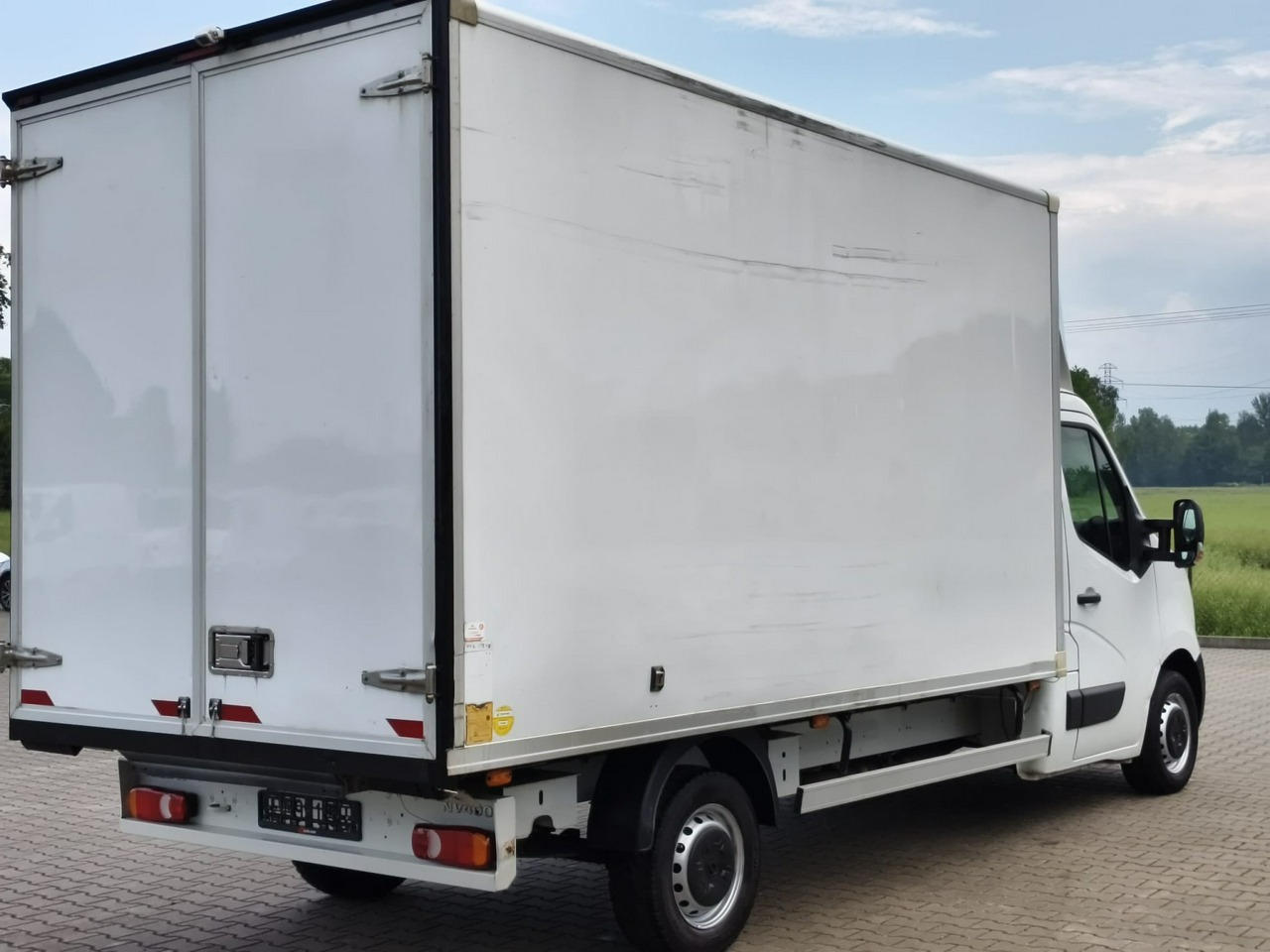 Nissan NV 400 - obrazek 7