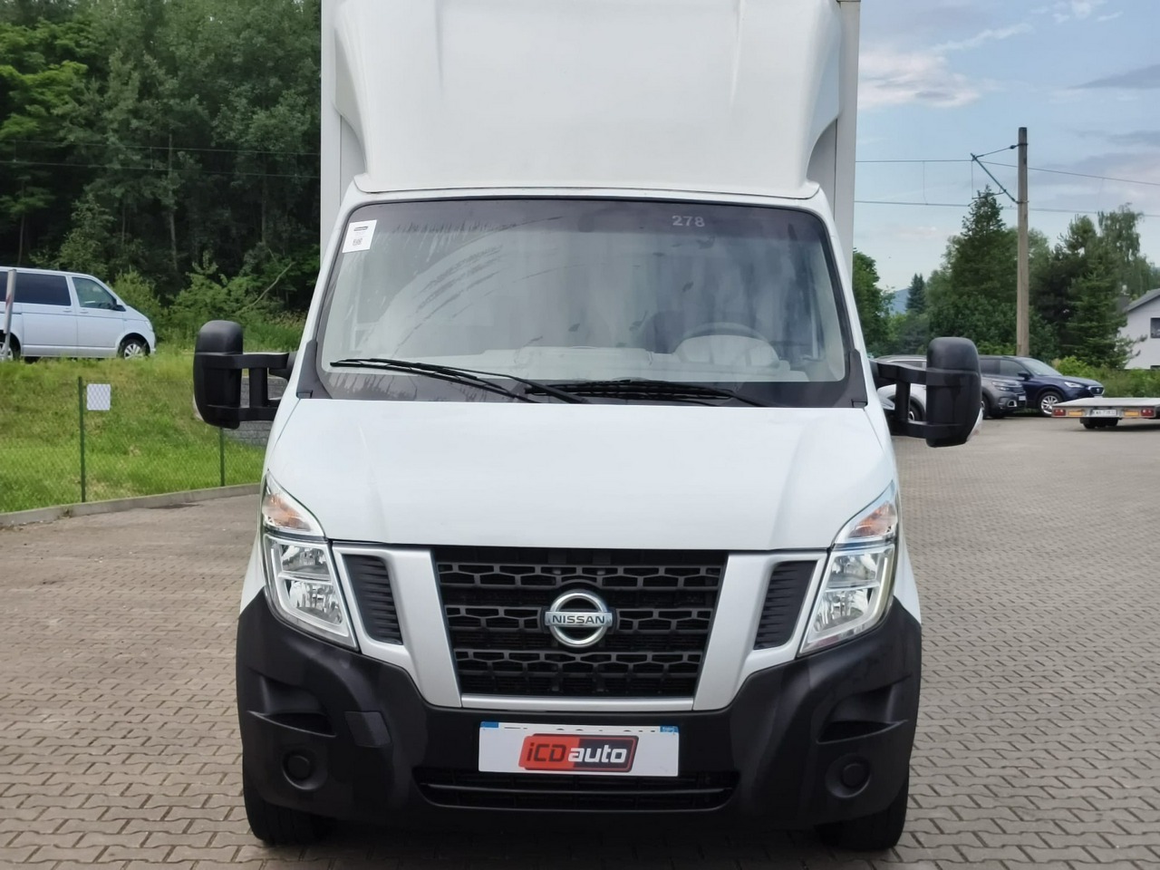 Nissan NV 400 - obrazek 2