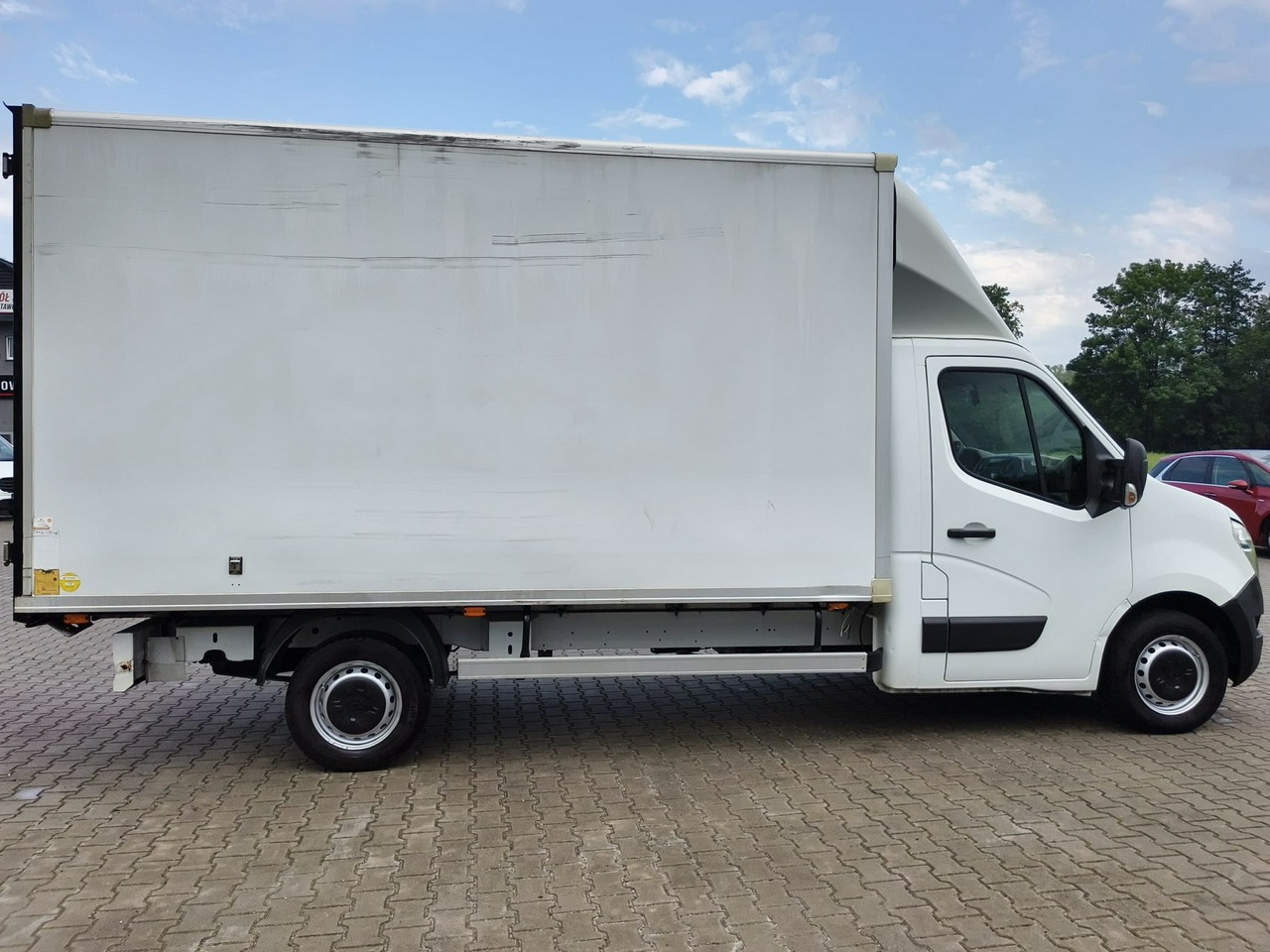 Nissan NV 400 - obrazek 8
