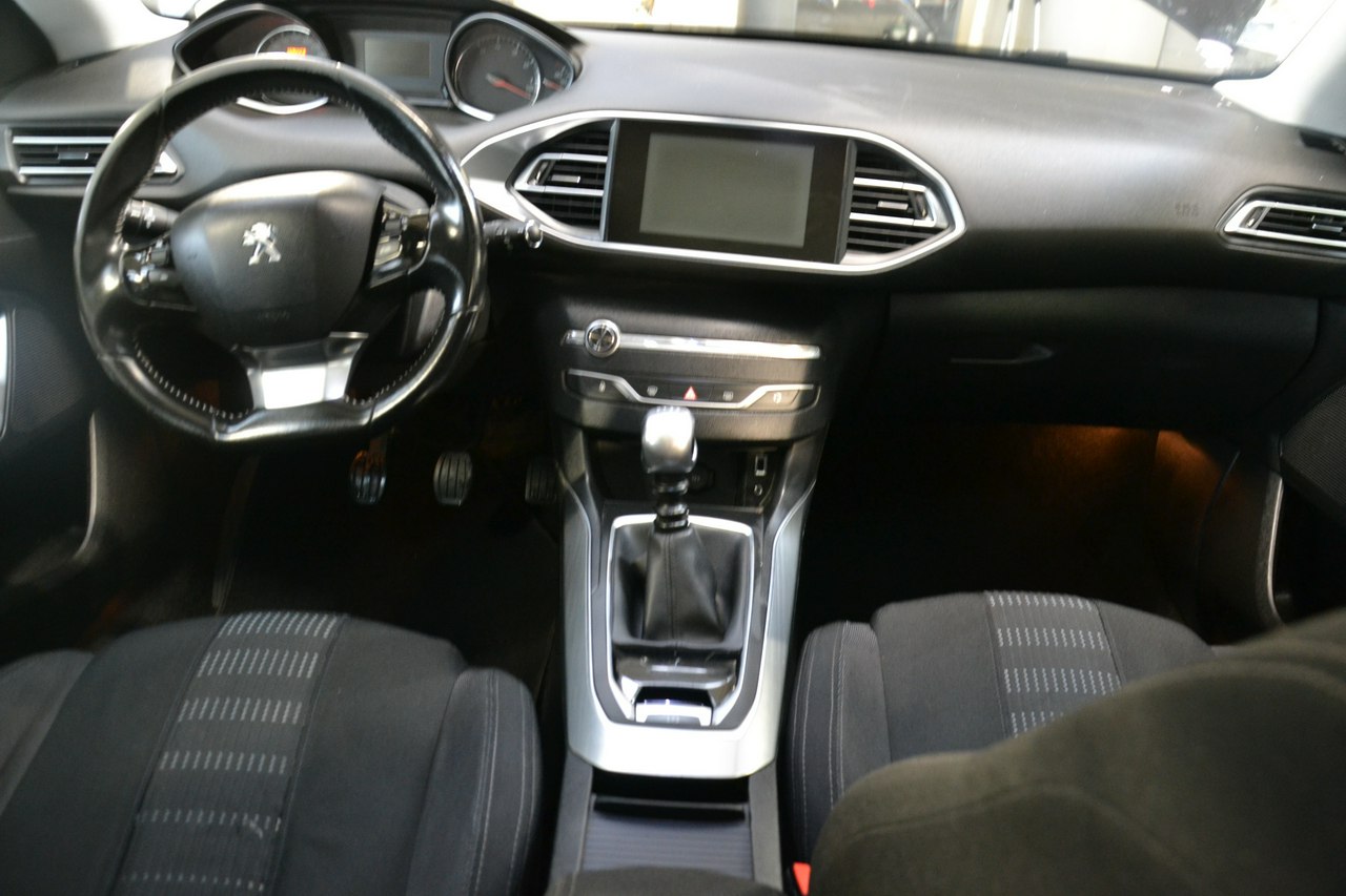 Peugeot 308 - obrazek 27