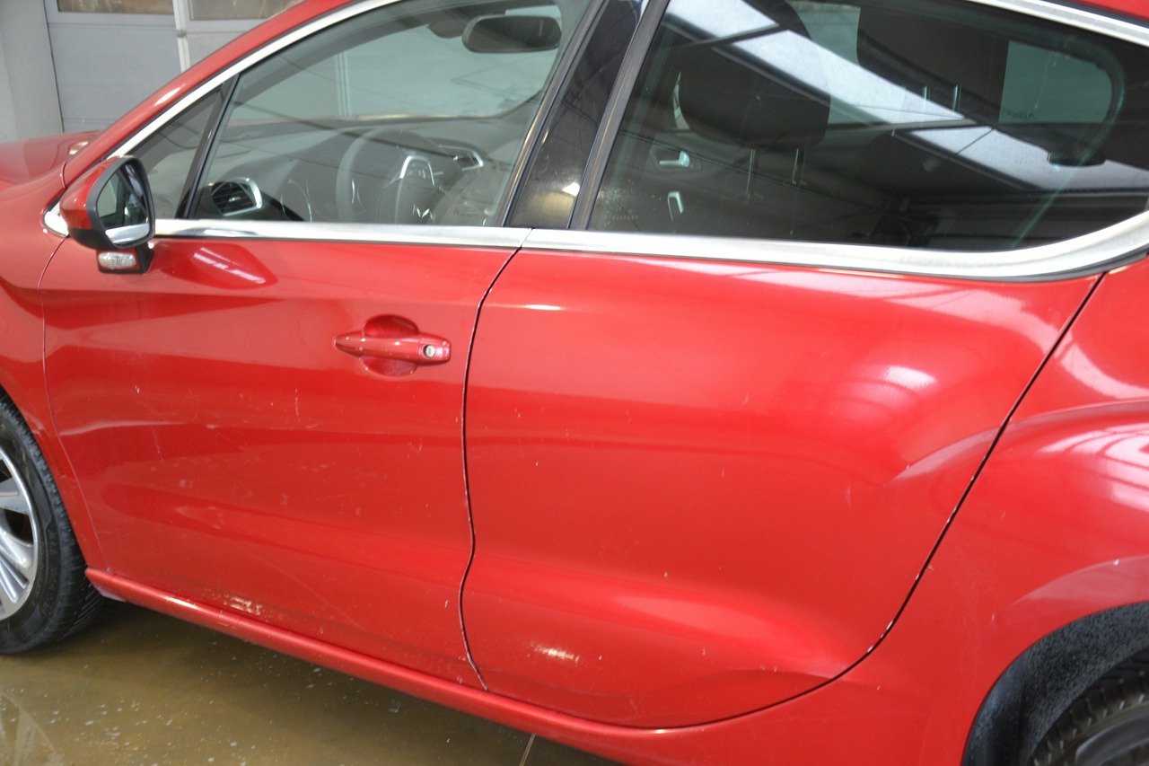 Citroen DS4 - obrazek 12