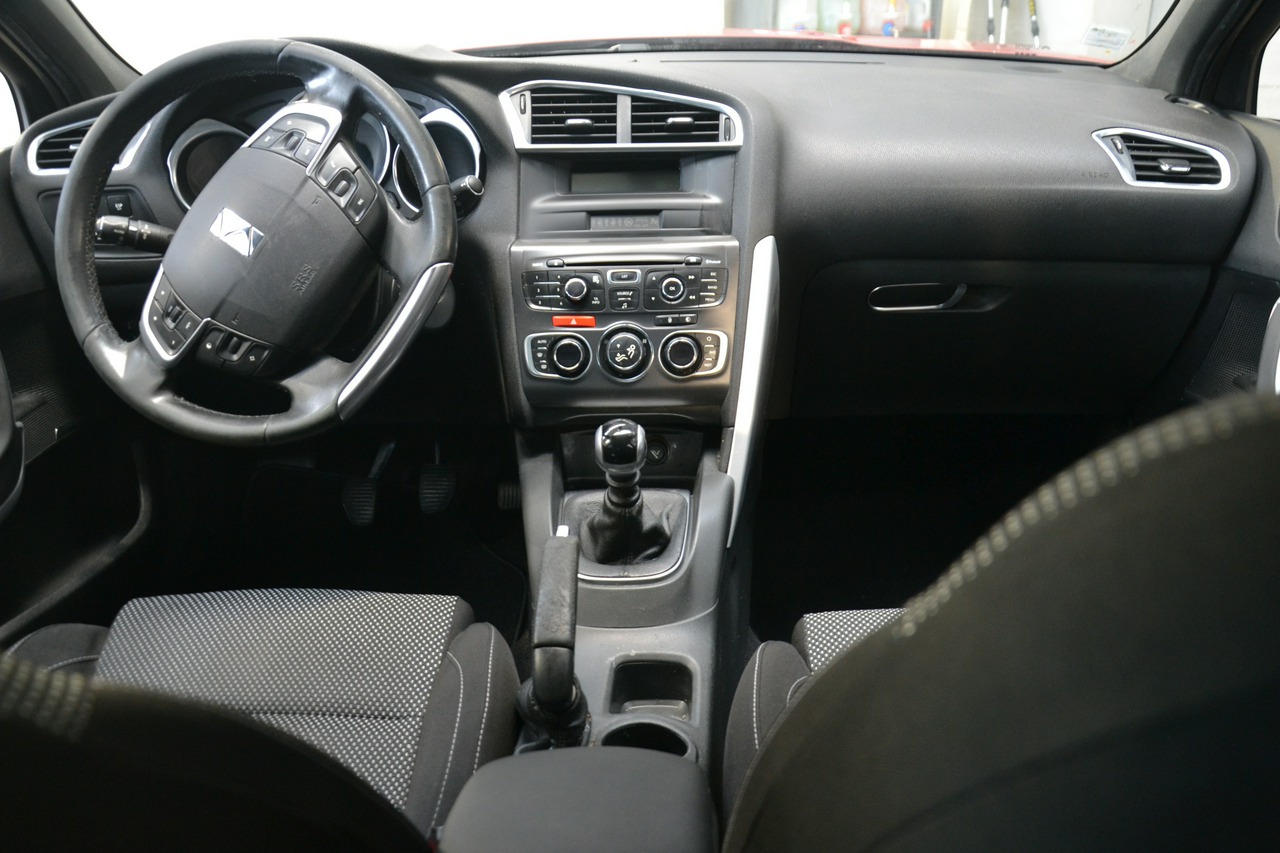 Citroen DS4 - obrazek 17