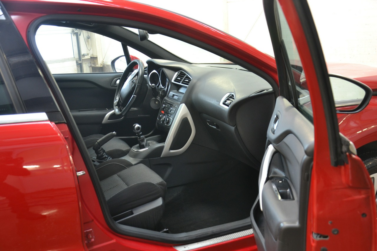 Citroen DS4 - obrazek 19