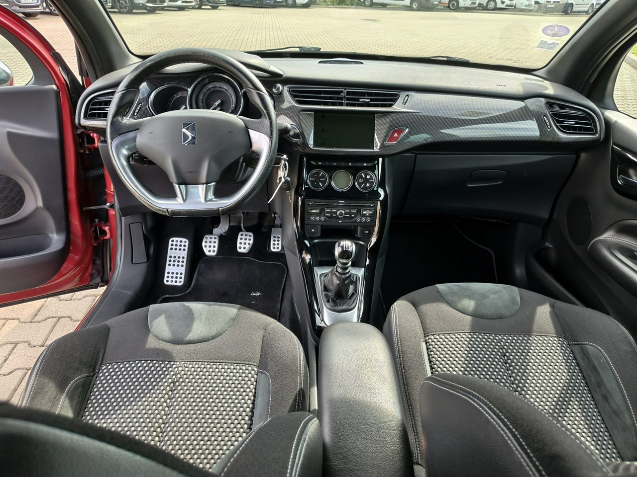 Citroen DS3 - obrazek 10