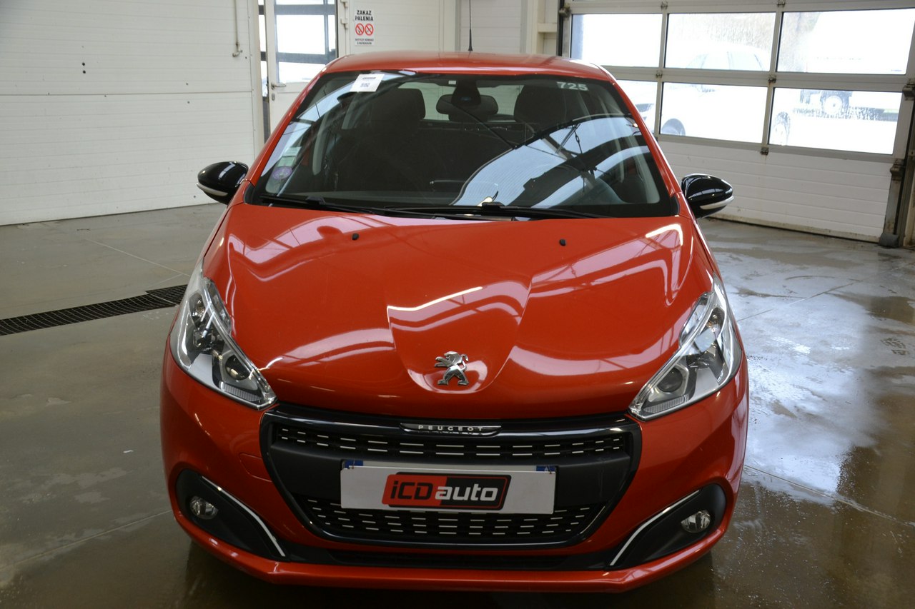 Peugeot 208 - obrazek 2