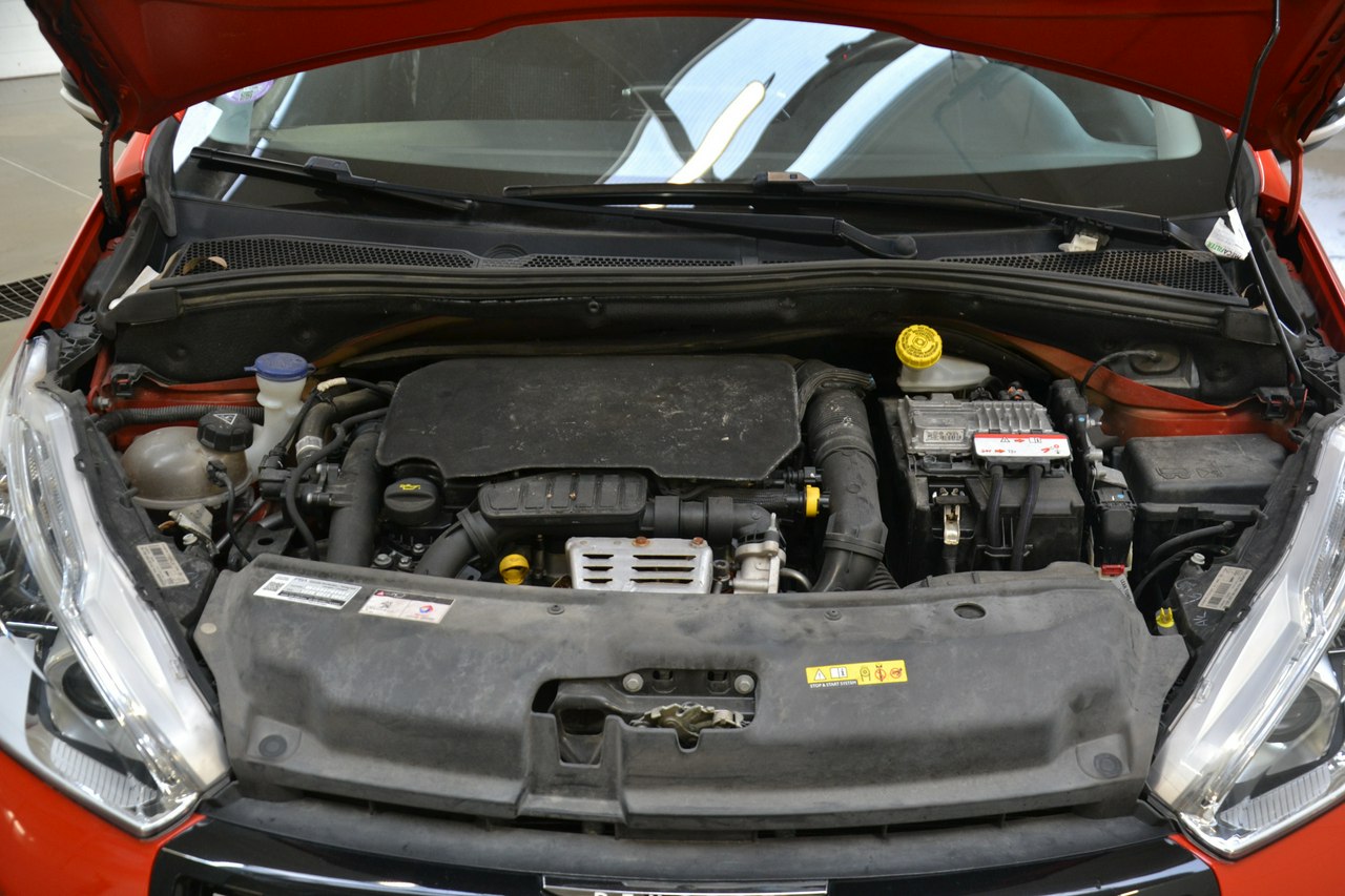 Peugeot 208 - obrazek 23