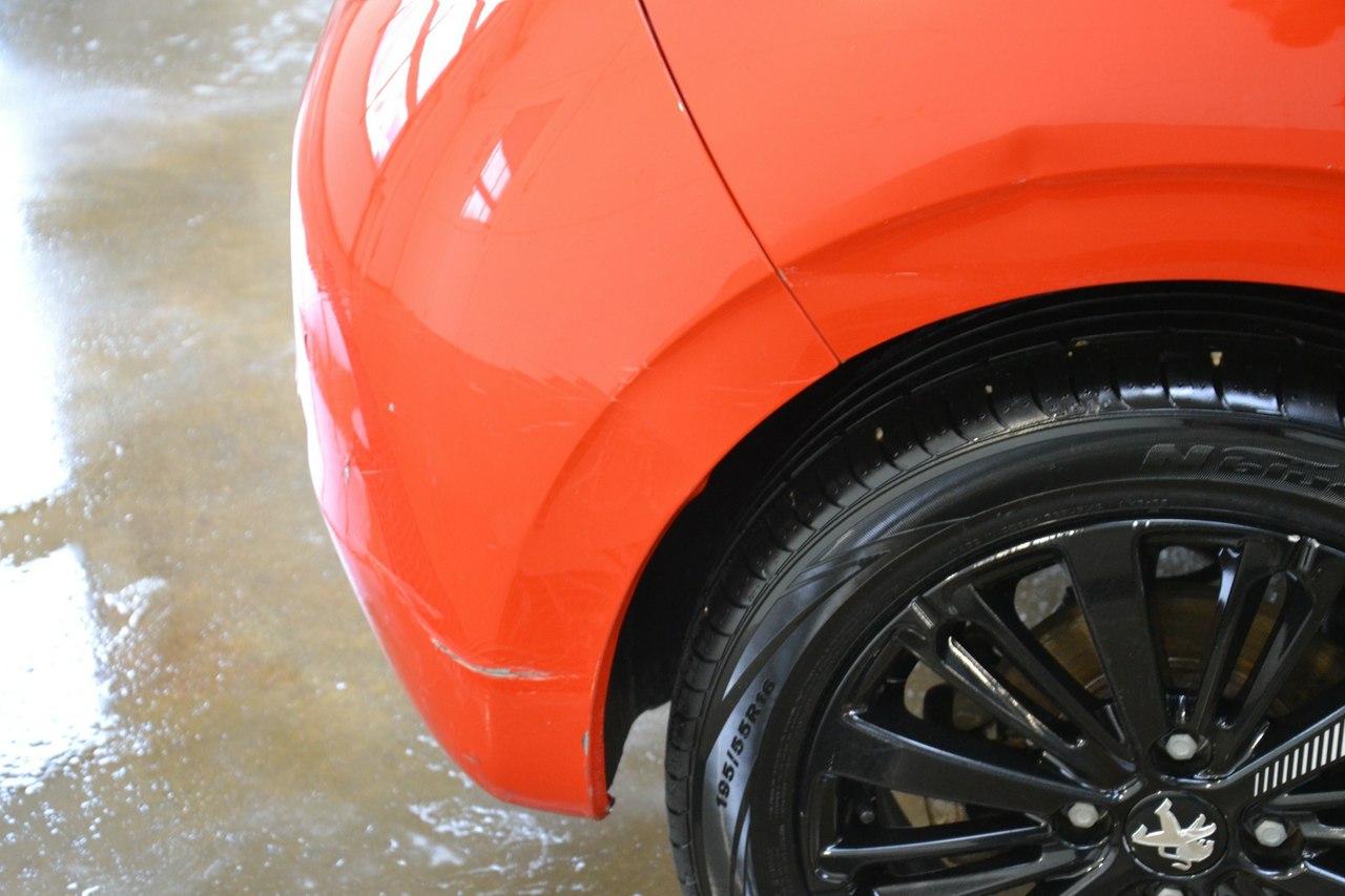 Peugeot 208 - obrazek 9