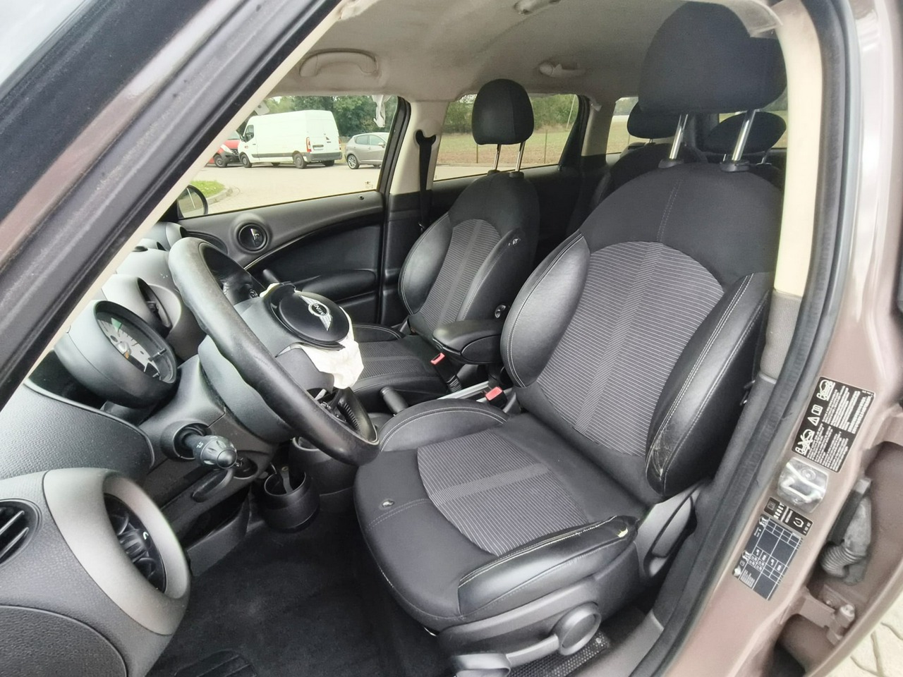 Mini Countryman - obrazek 9