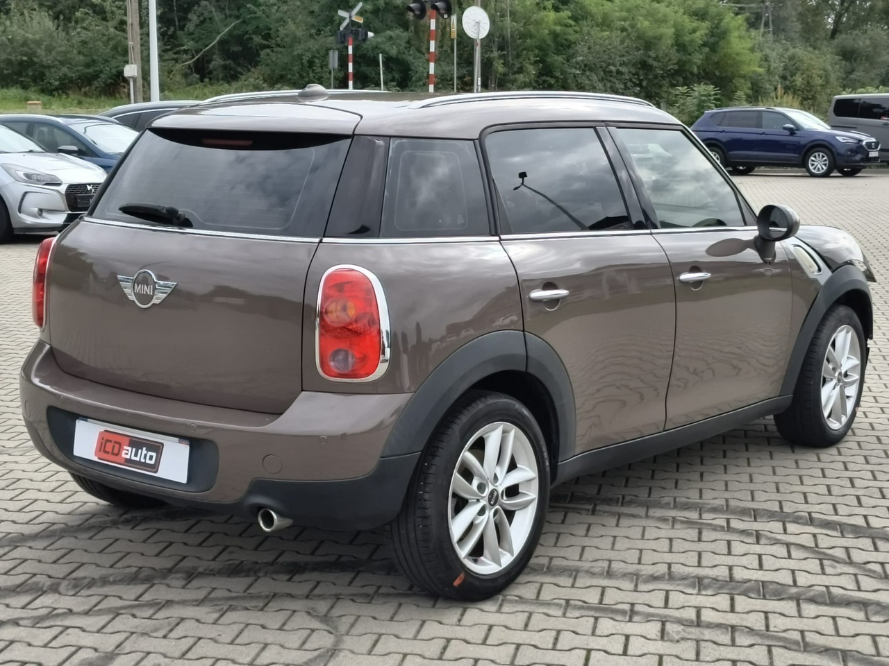 Mini Countryman - obrazek 7