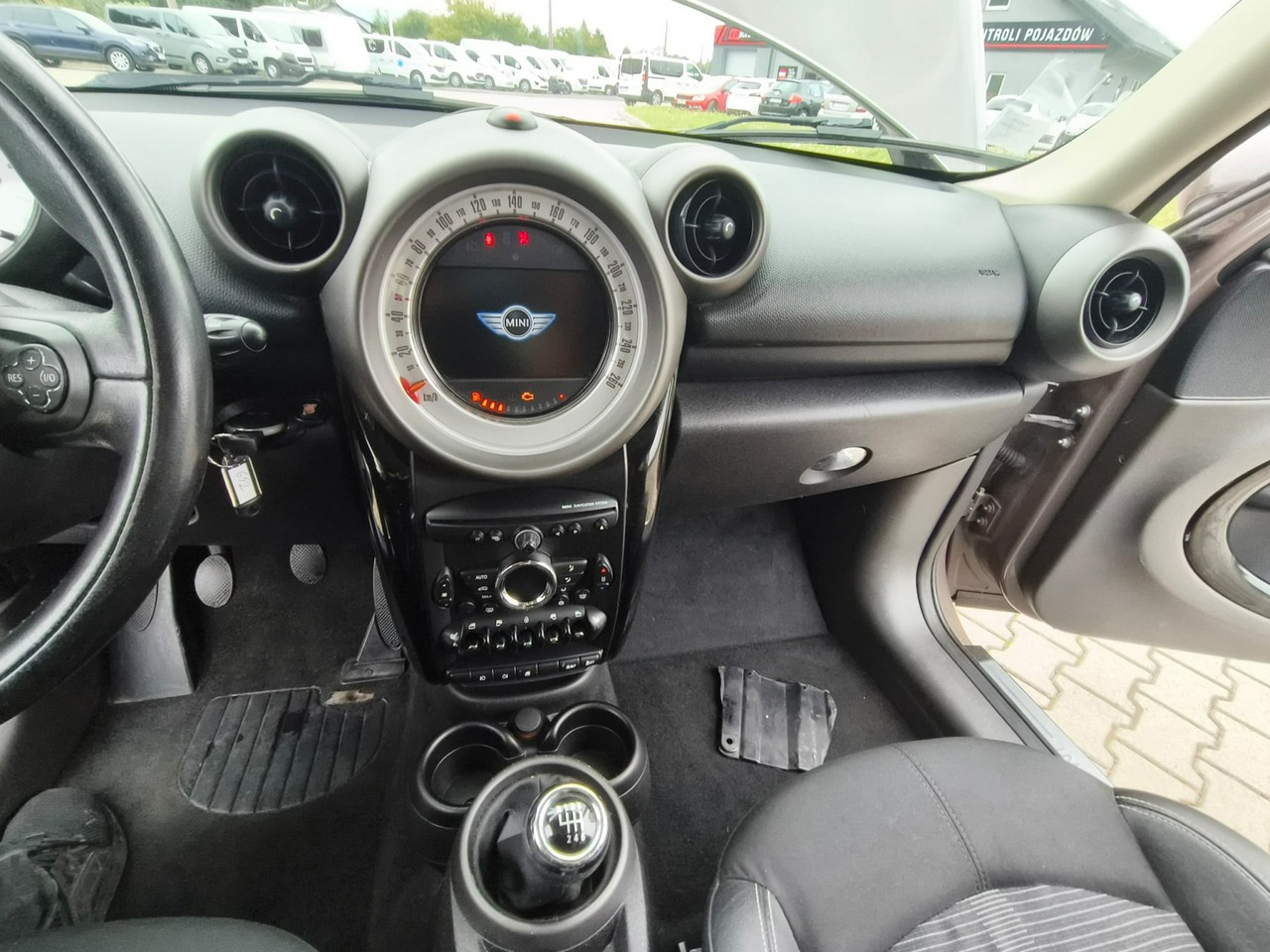 Mini Countryman - obrazek 13