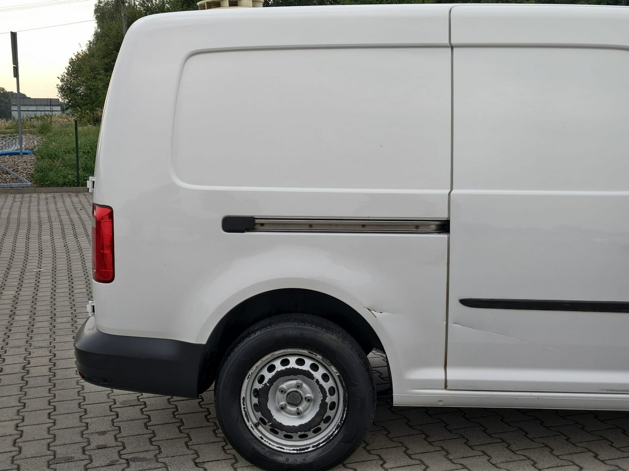 Volkswagen Caddy - obrazek 18