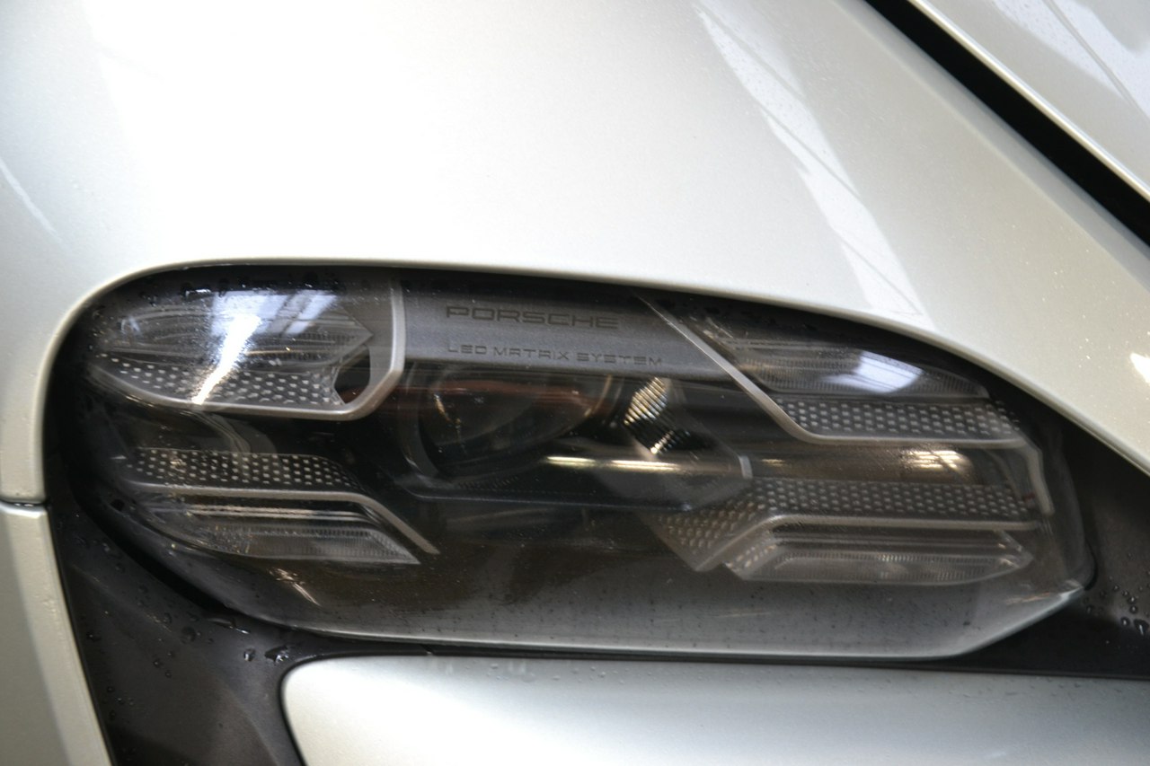 Porsche Taycan - obrazek 12