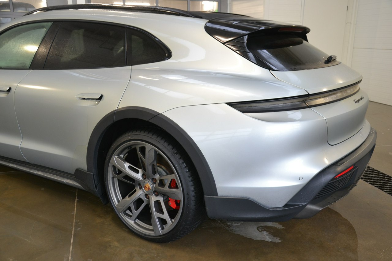 Porsche Taycan - obrazek 13