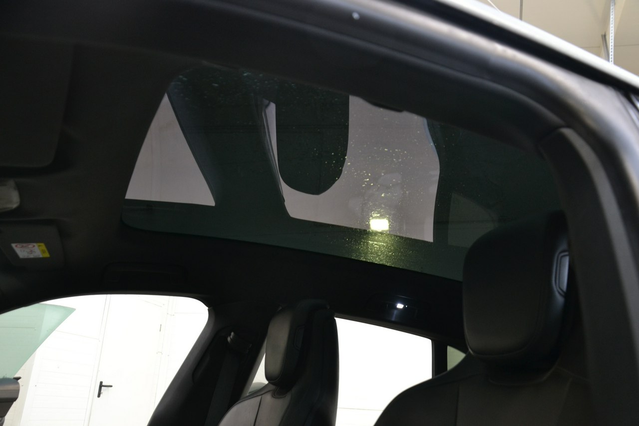 Porsche Taycan - obrazek 26