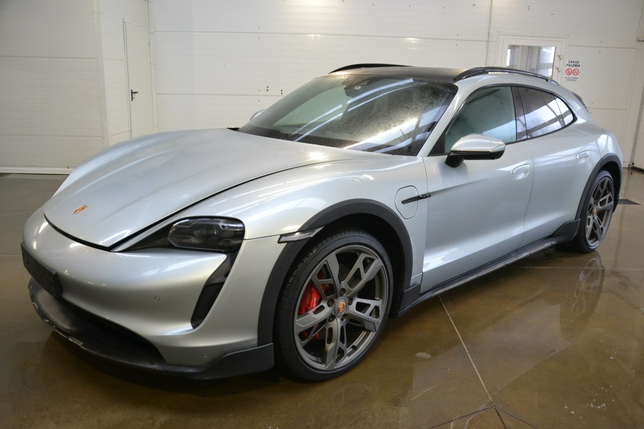 Porsche Taycan - obrazek 3