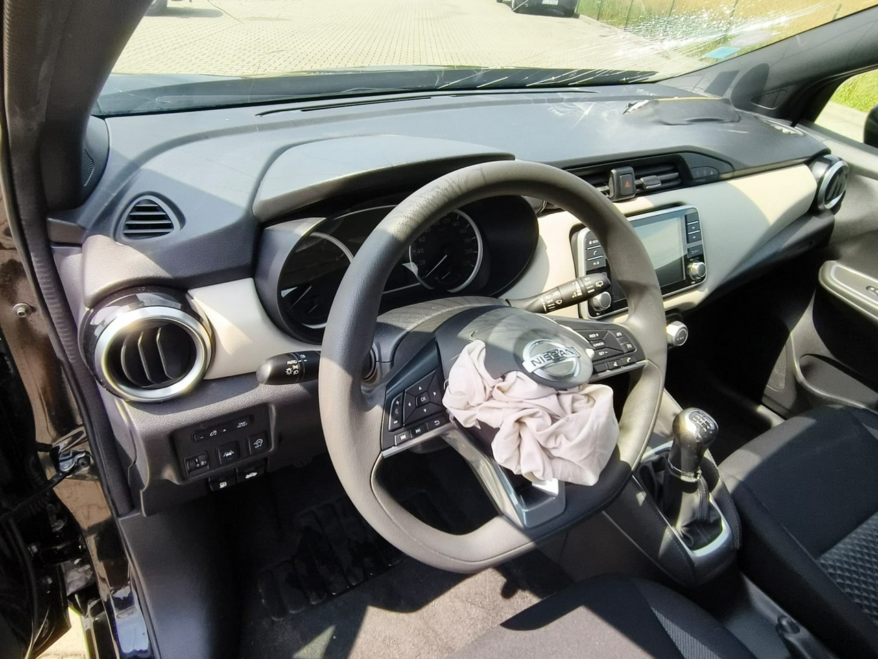 Nissan Micra - obrazek 10