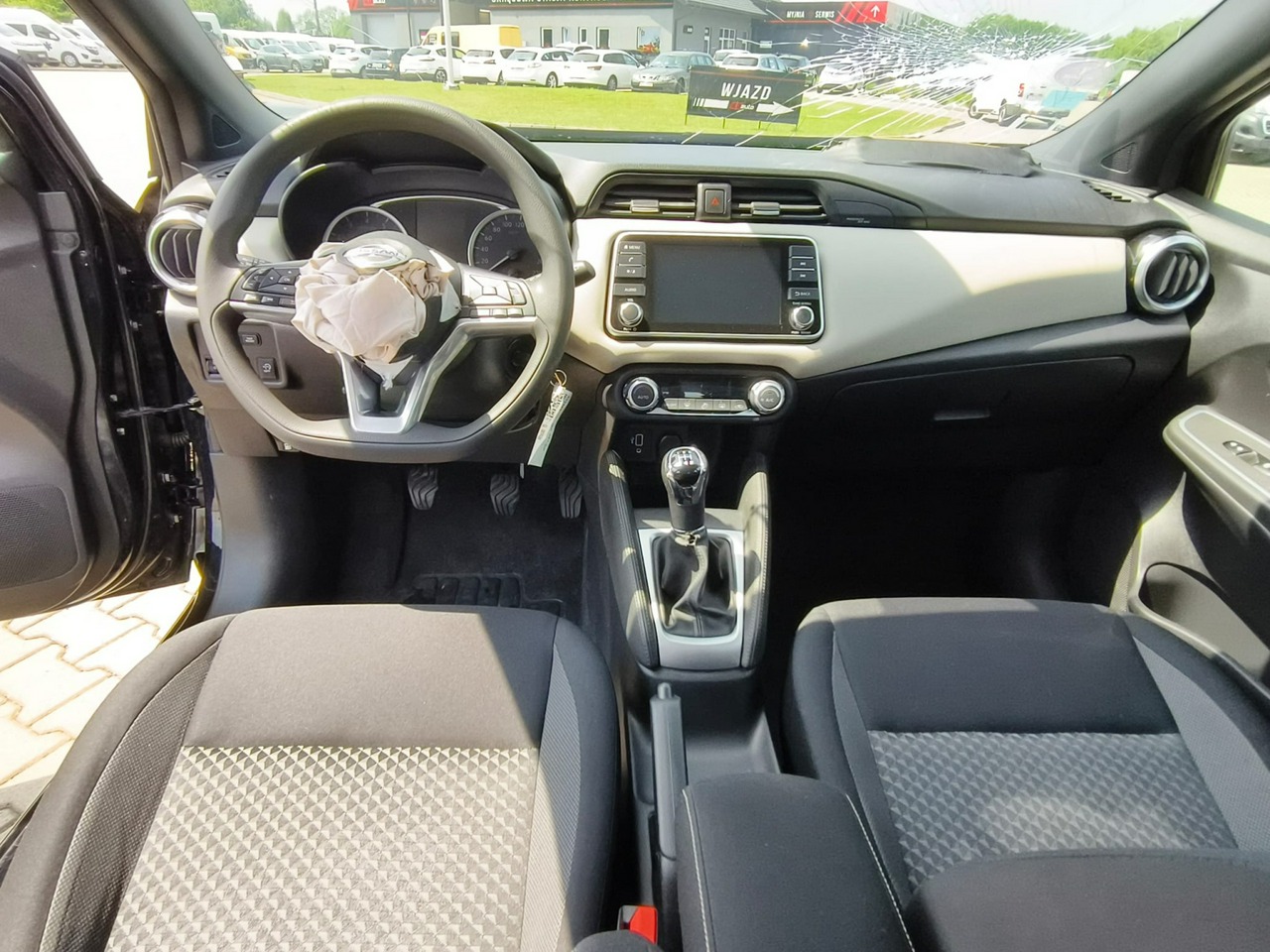 Nissan Micra - obrazek 11