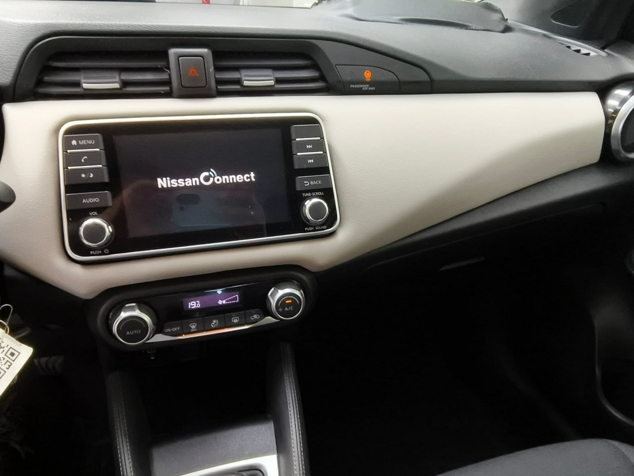 Nissan Micra - obrazek 13