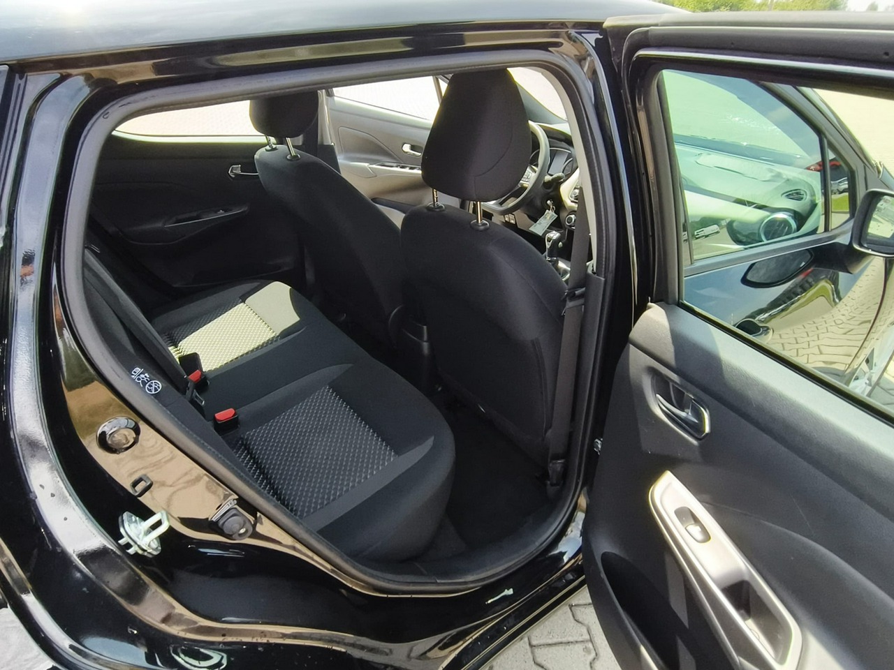 Nissan Micra - obrazek 16