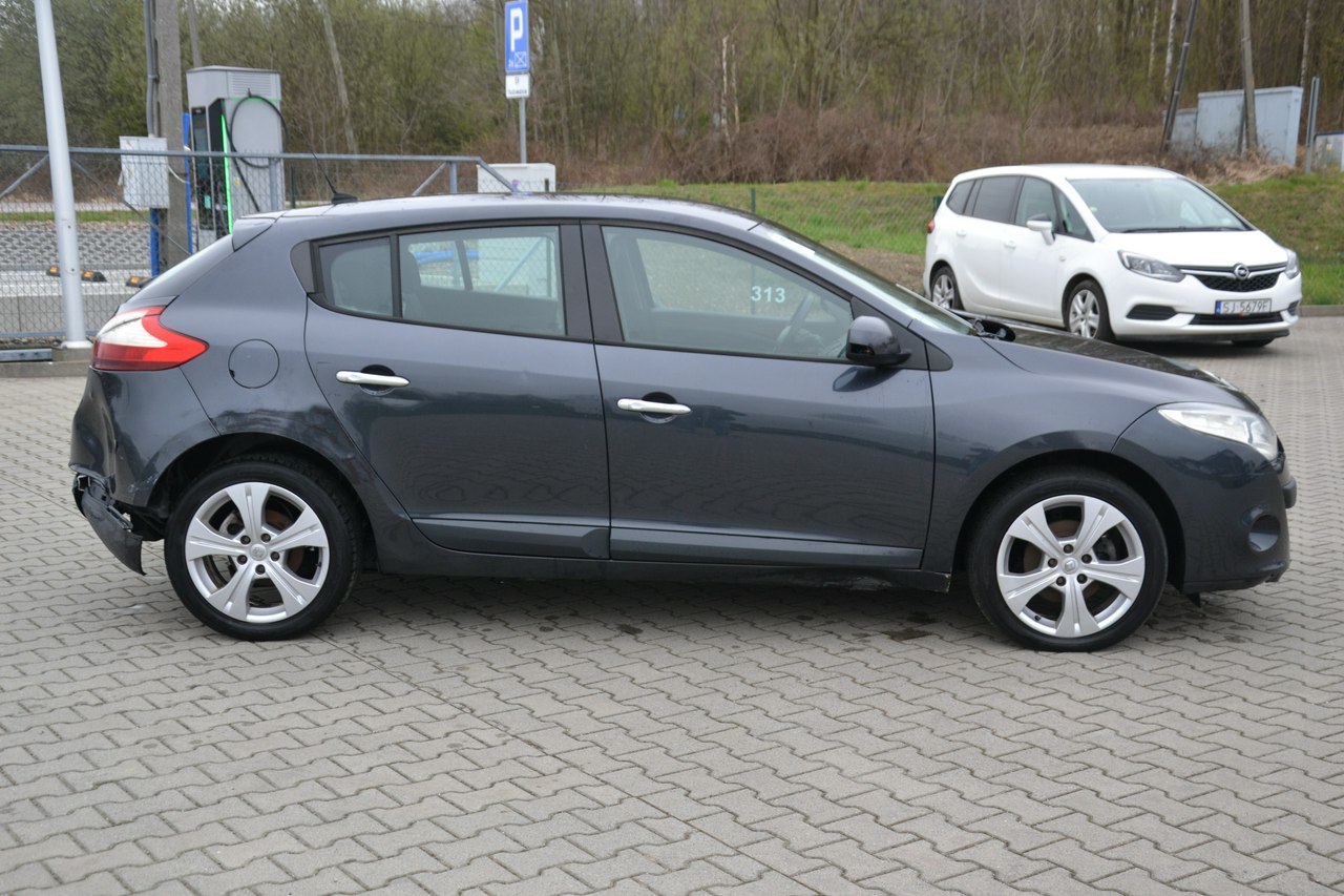 Renault Megane - obrazek 8