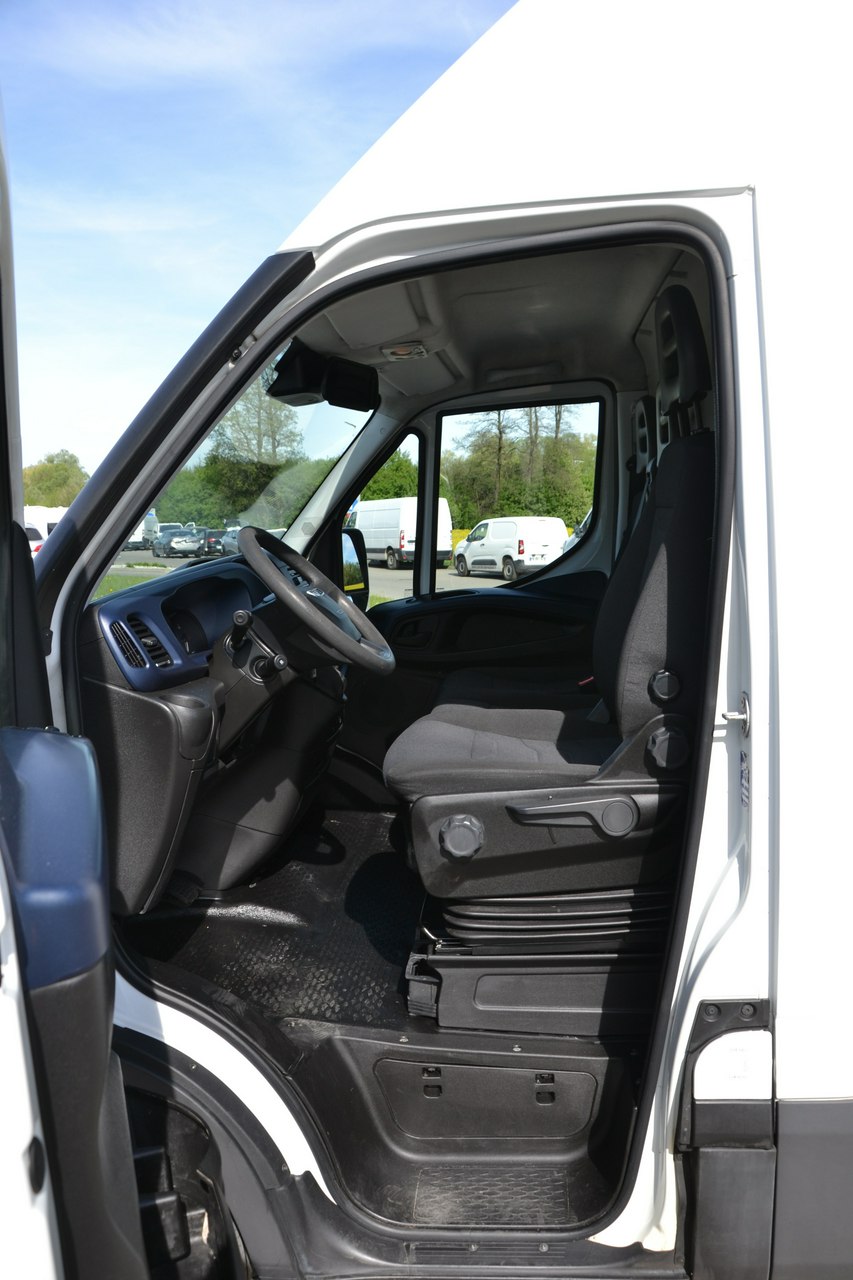 Iveco Daily 35C14 - obrazek 10