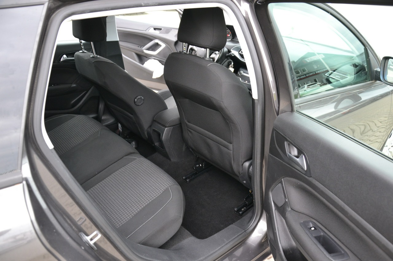 Peugeot 308 - obrazek 15