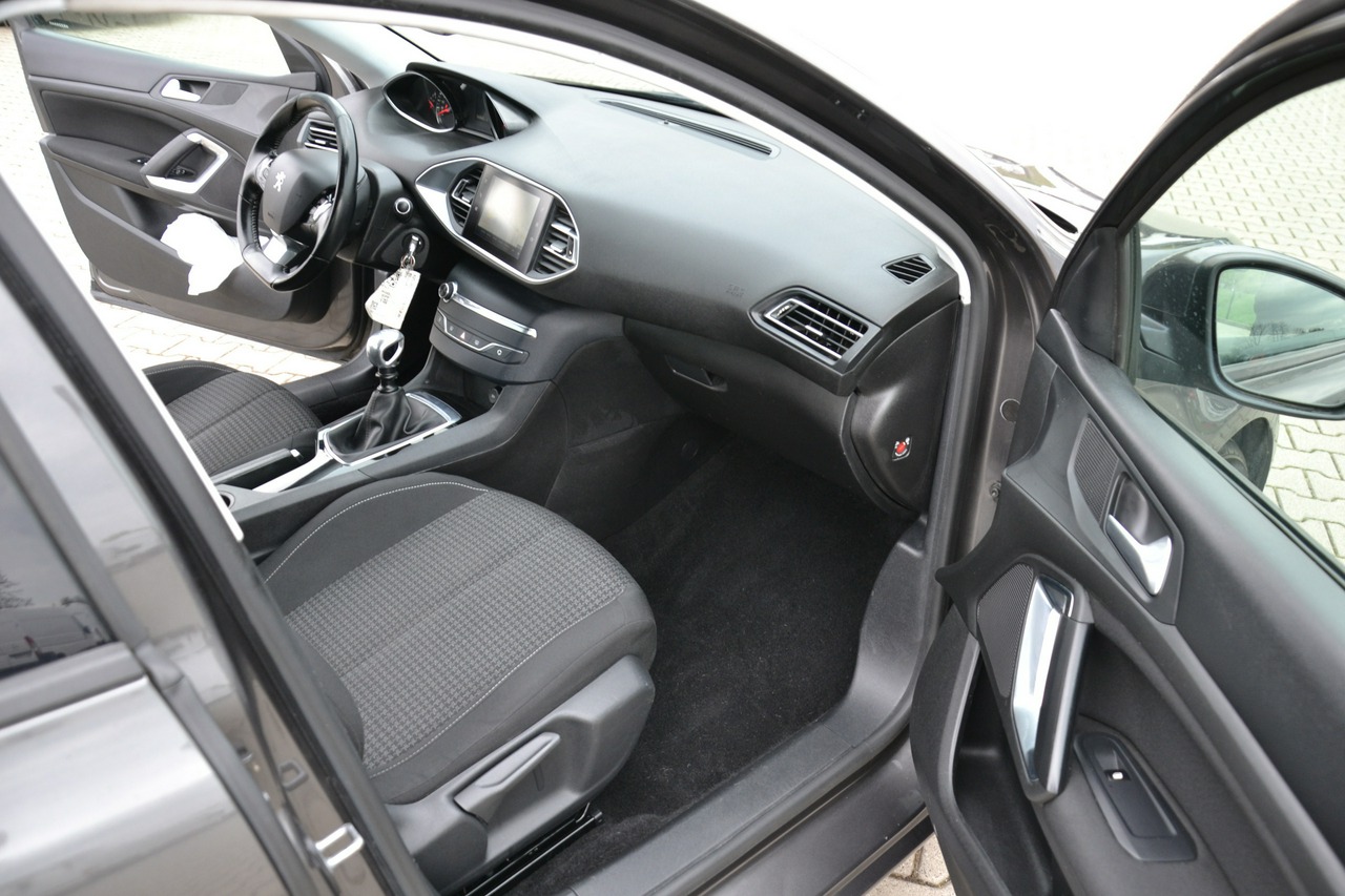 Peugeot 308 - obrazek 13