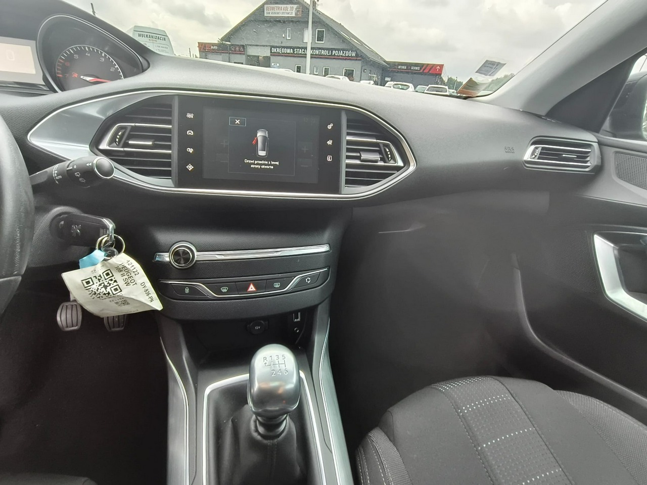 Peugeot 308 - obrazek 12