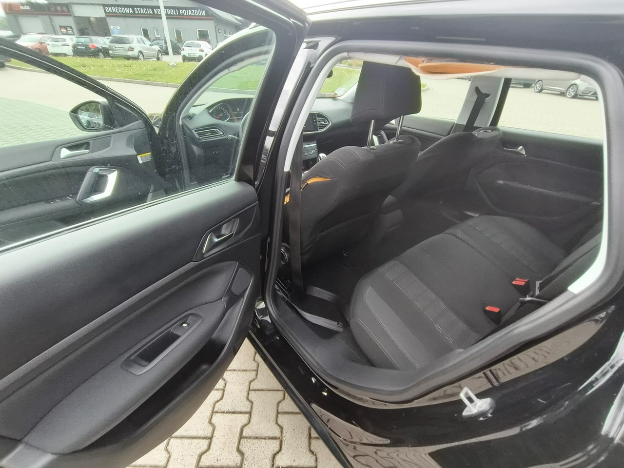 Peugeot 308 - obrazek 16