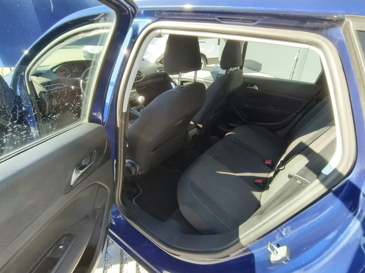 Peugeot 308 - obrazek 16