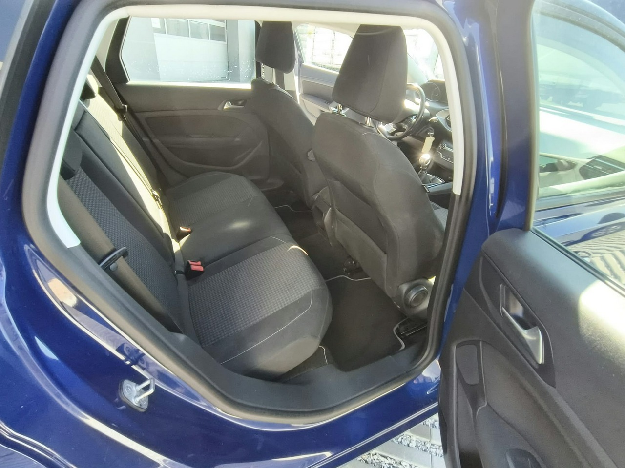 Peugeot 308 - obrazek 17