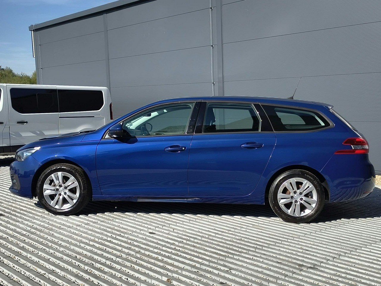Peugeot 308 - obrazek 4