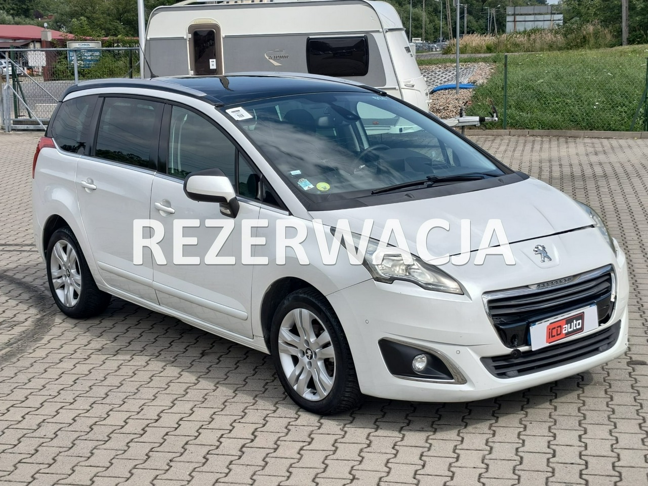 Peugeot 5008
