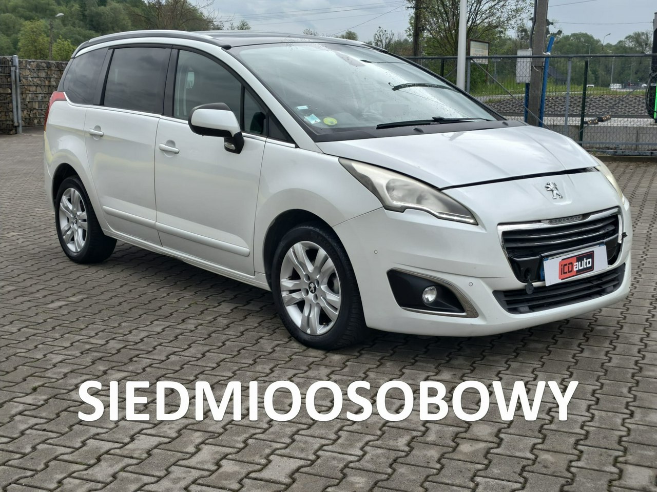 Peugeot 5008