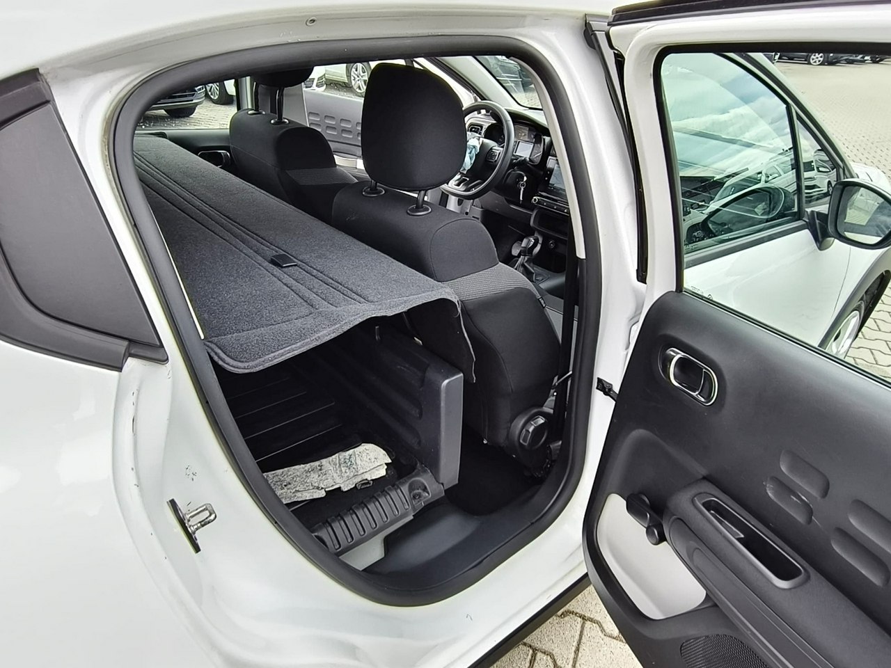 Citroen C3 - obrazek 18