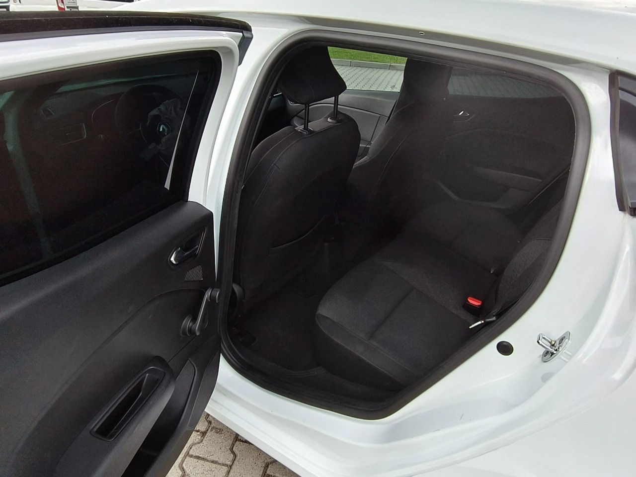 Renault Clio - obrazek 21
