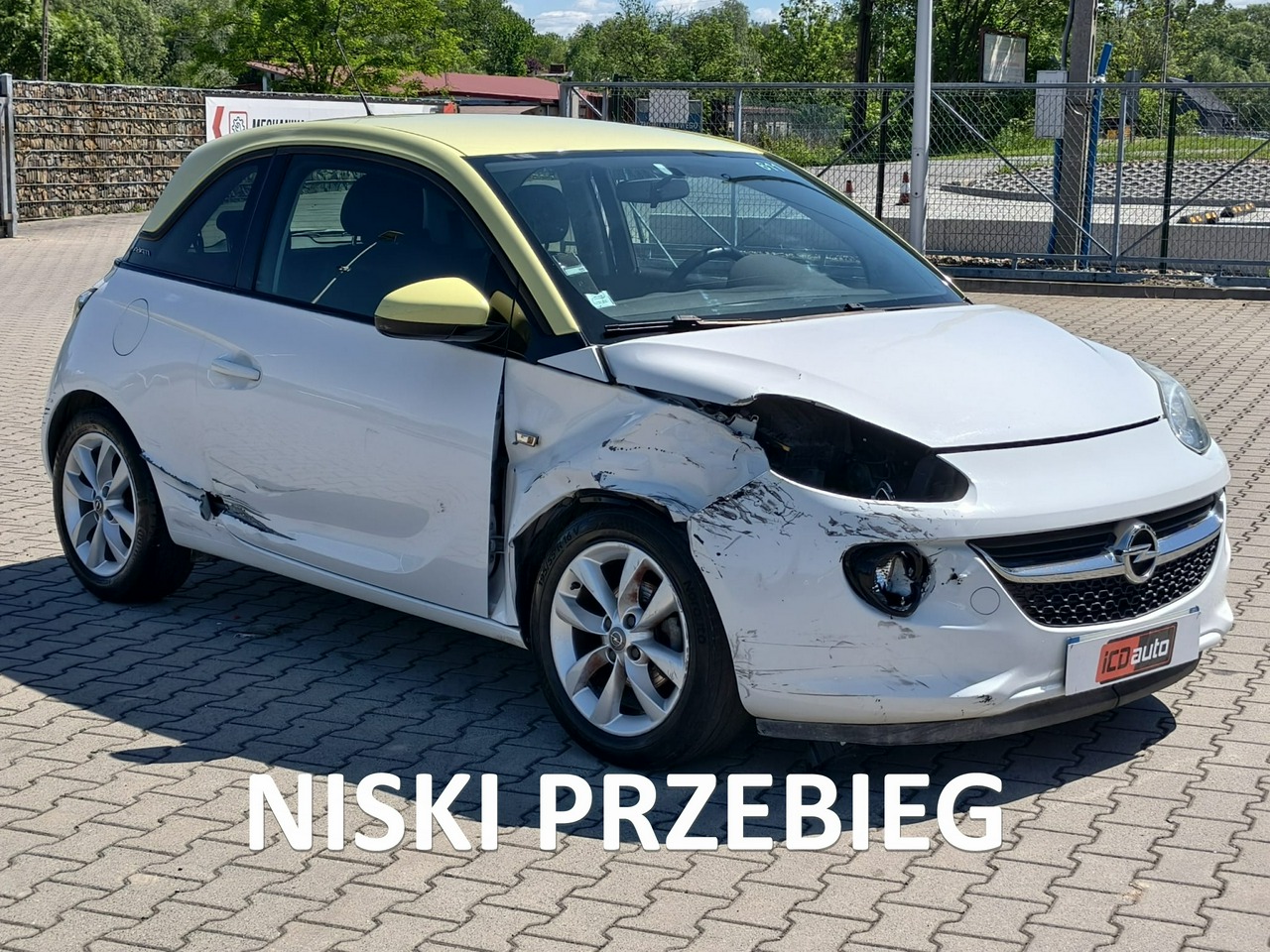 Opel Adam