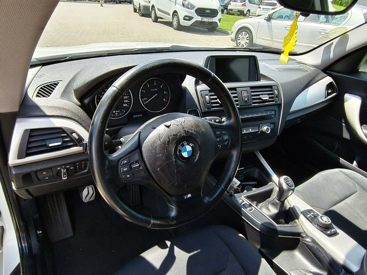 BMW 114 - obrazek 11