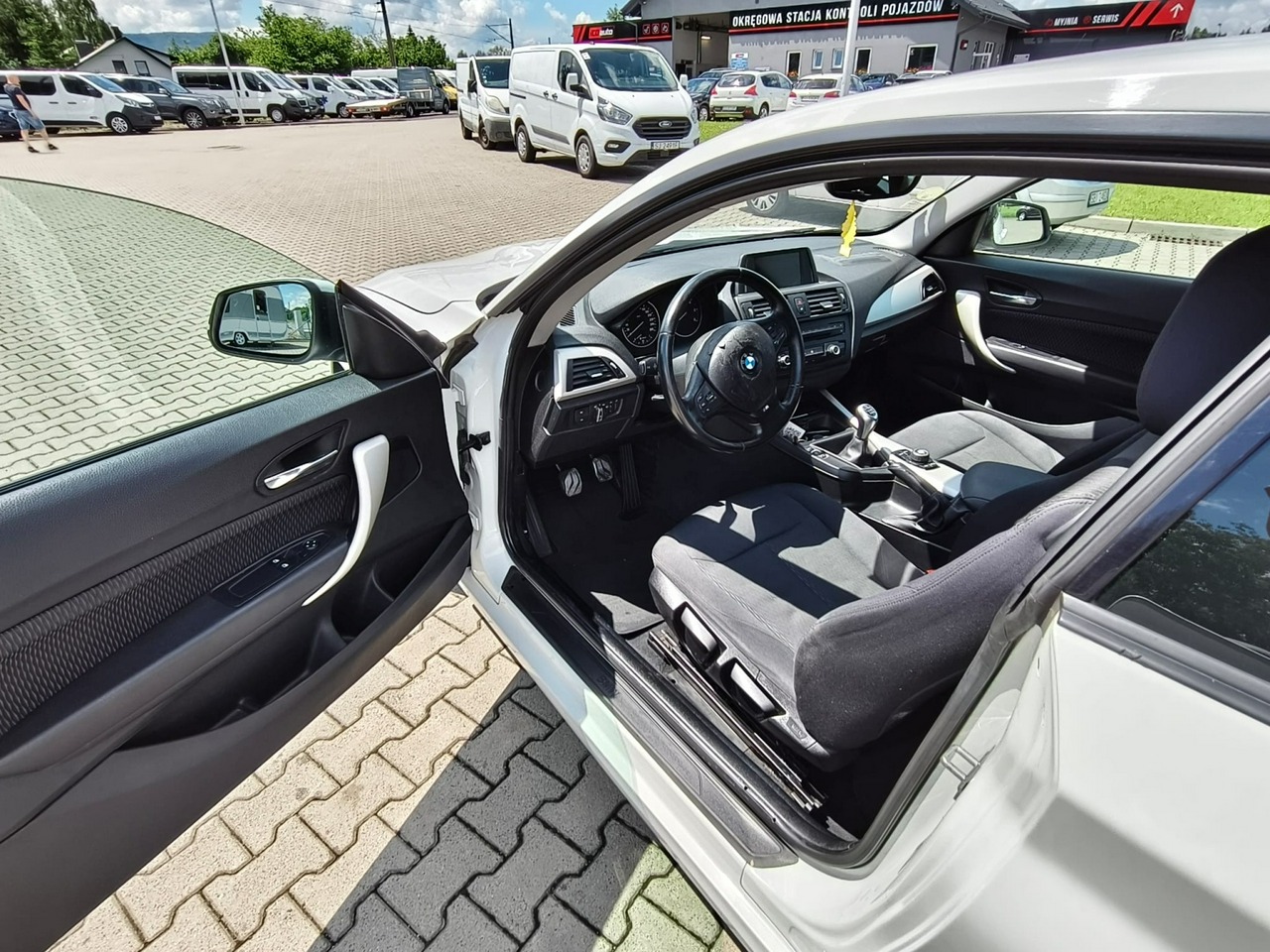 BMW 114 - obrazek 10