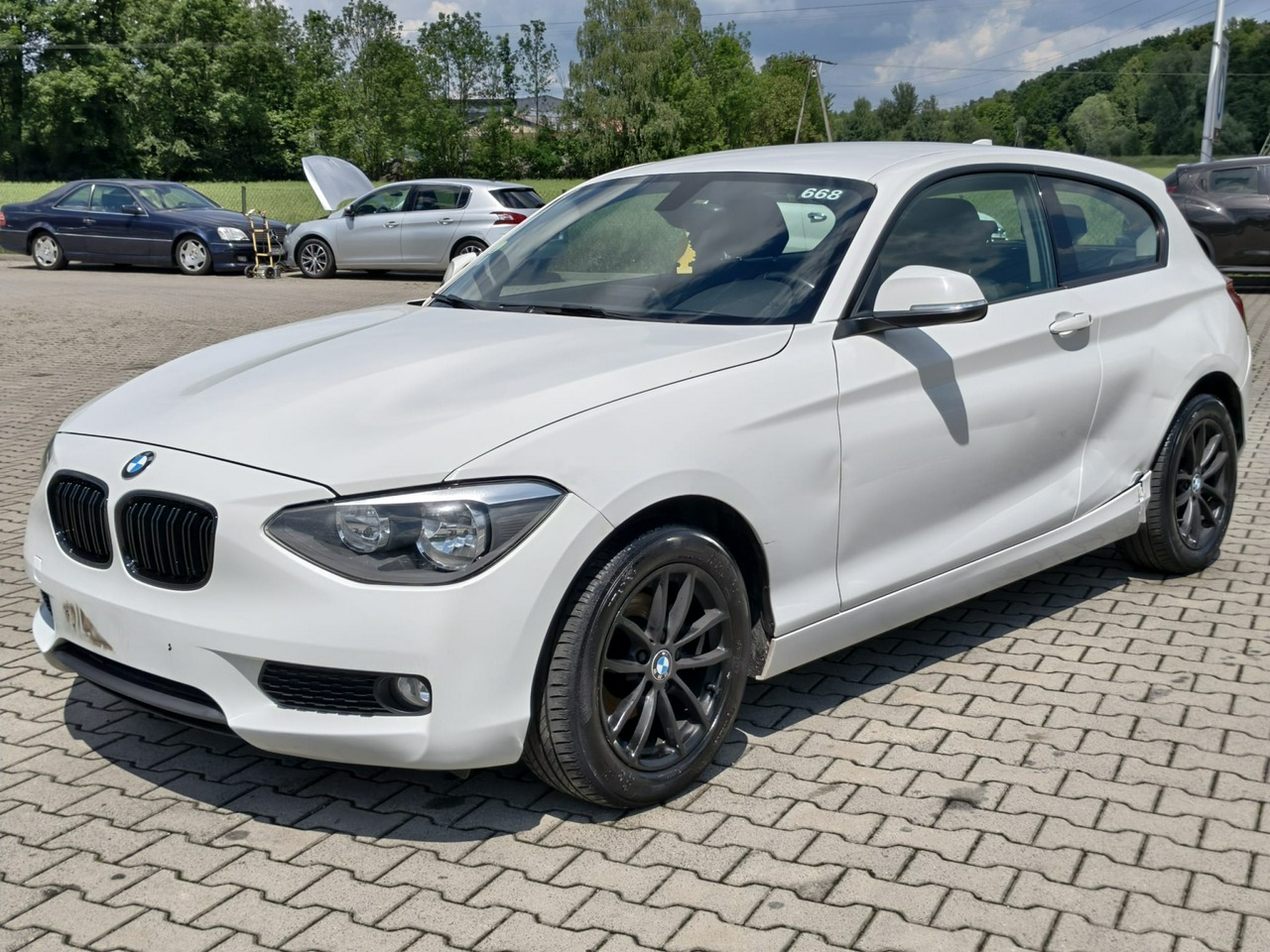 BMW 114 - obrazek 3