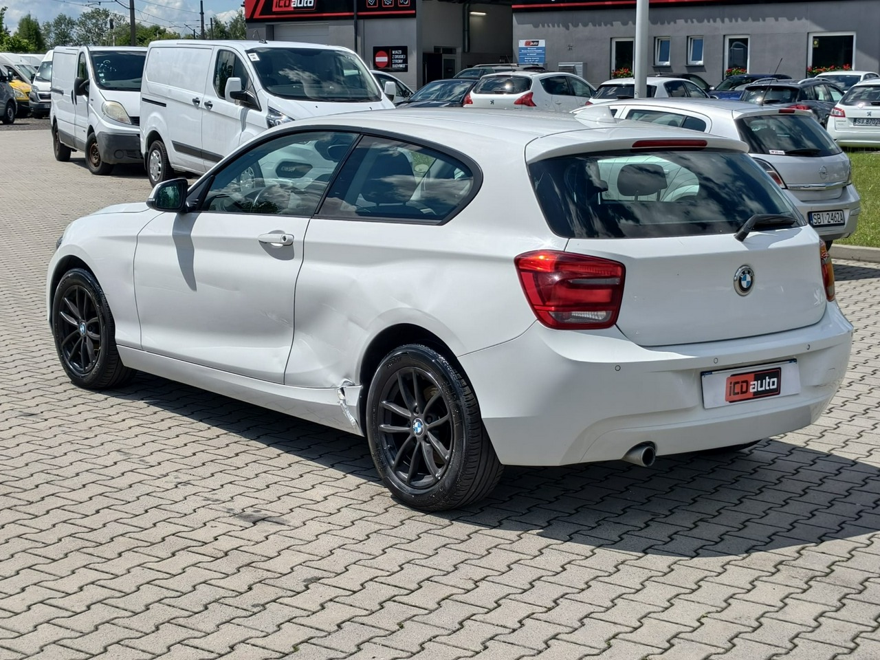 BMW 114 - obrazek 5