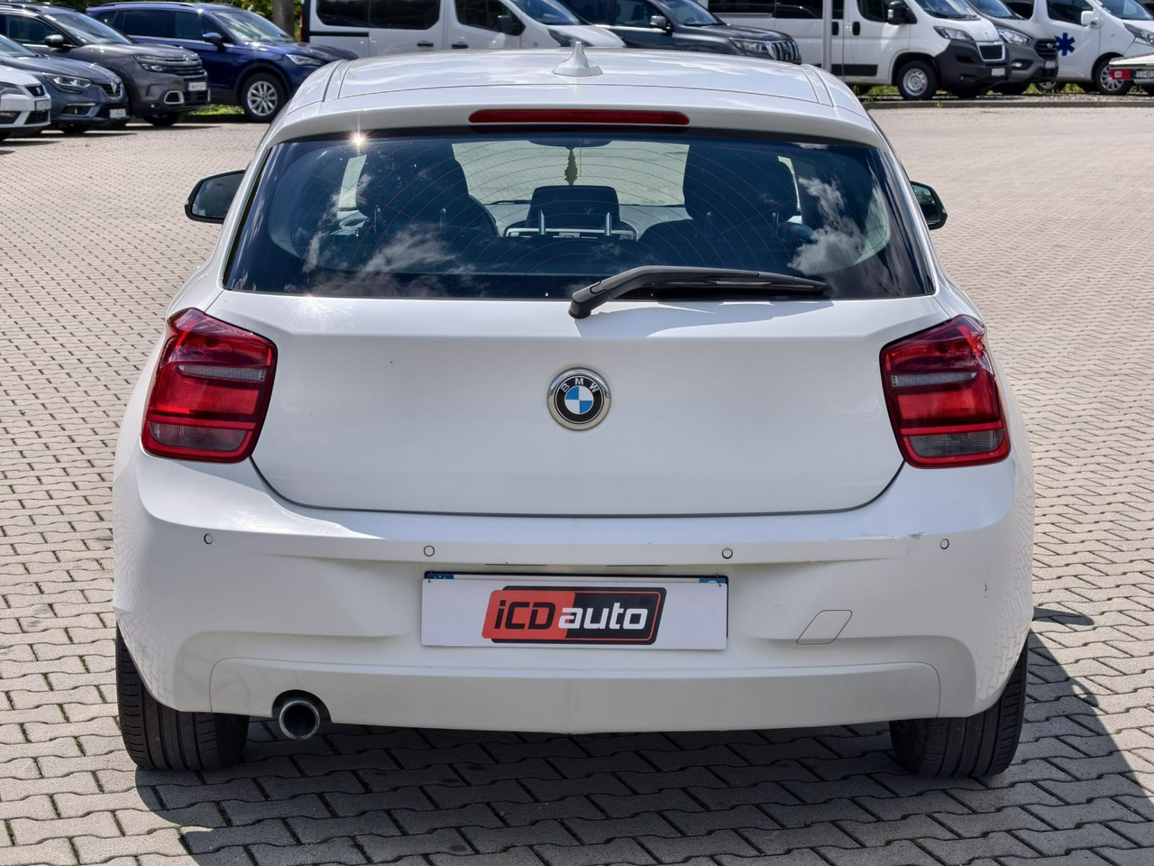BMW 114 - obrazek 6