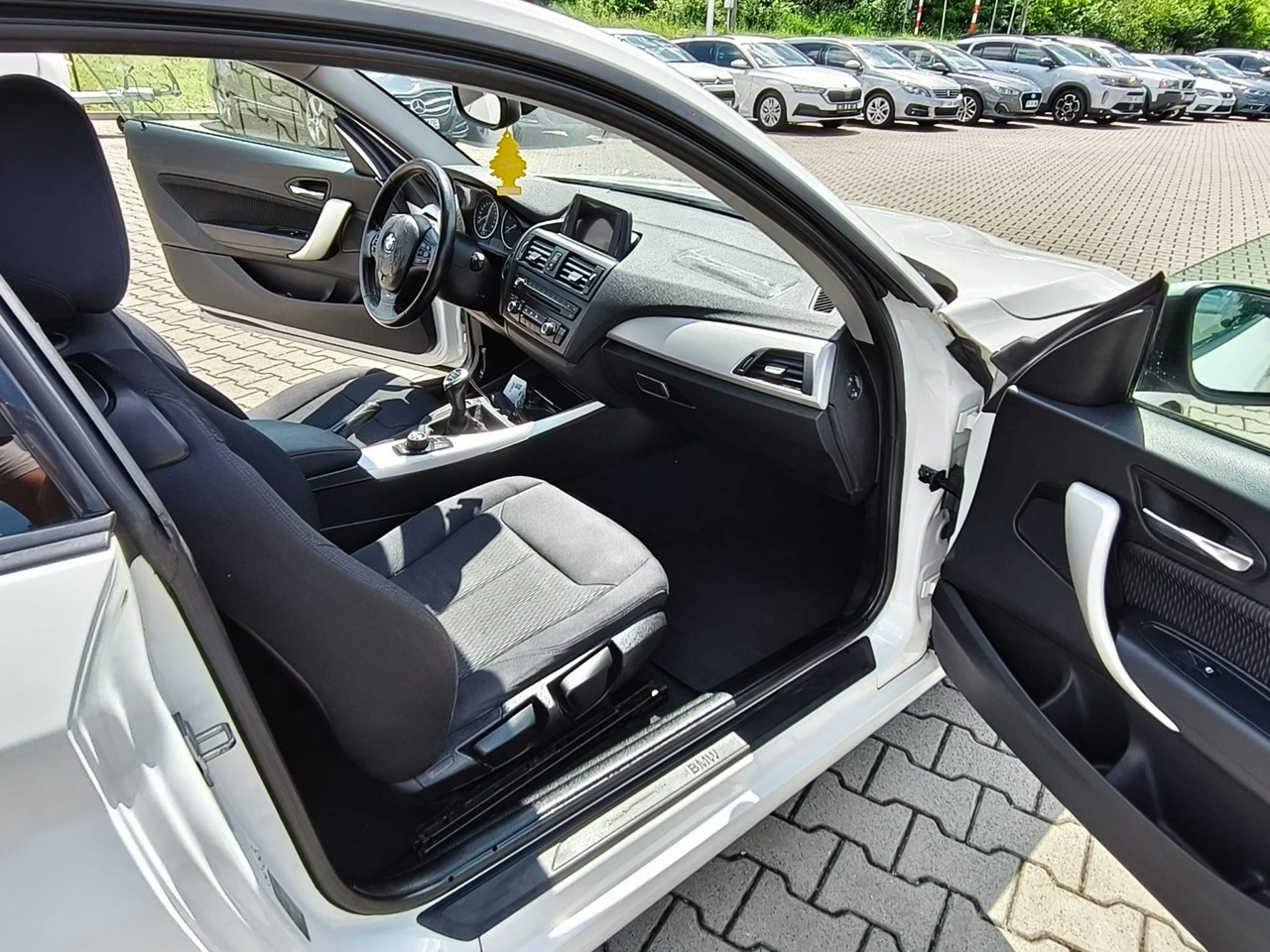 BMW 114 - obrazek 14