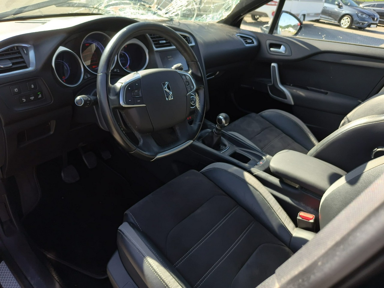 Citroen DS4 - obrazek 9