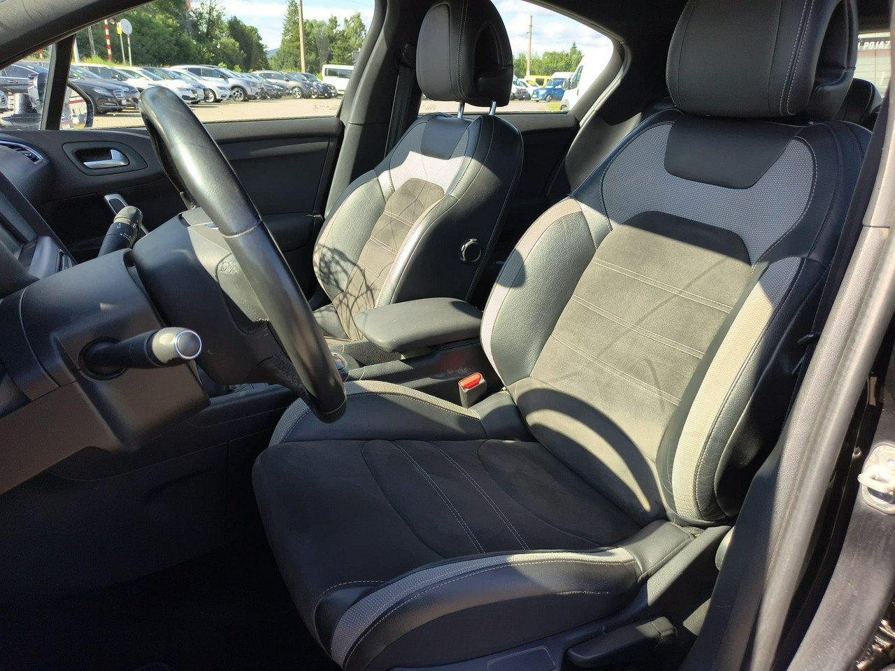 Citroen DS4 - obrazek 10