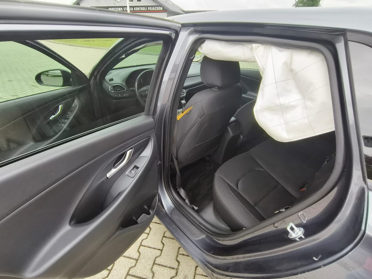 Hyundai i30 - obrazek 16