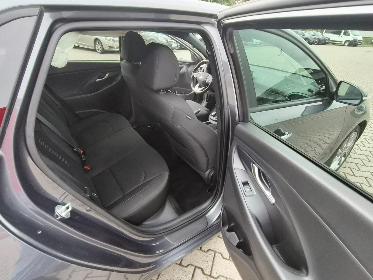 Hyundai i30 - obrazek 15