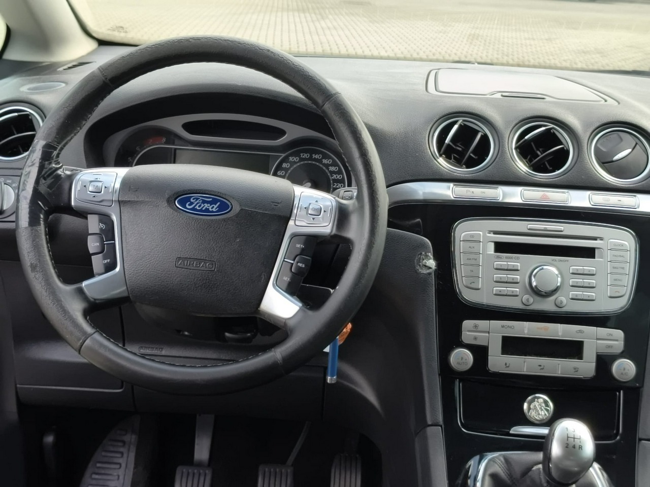 Ford S-Max - obrazek 12