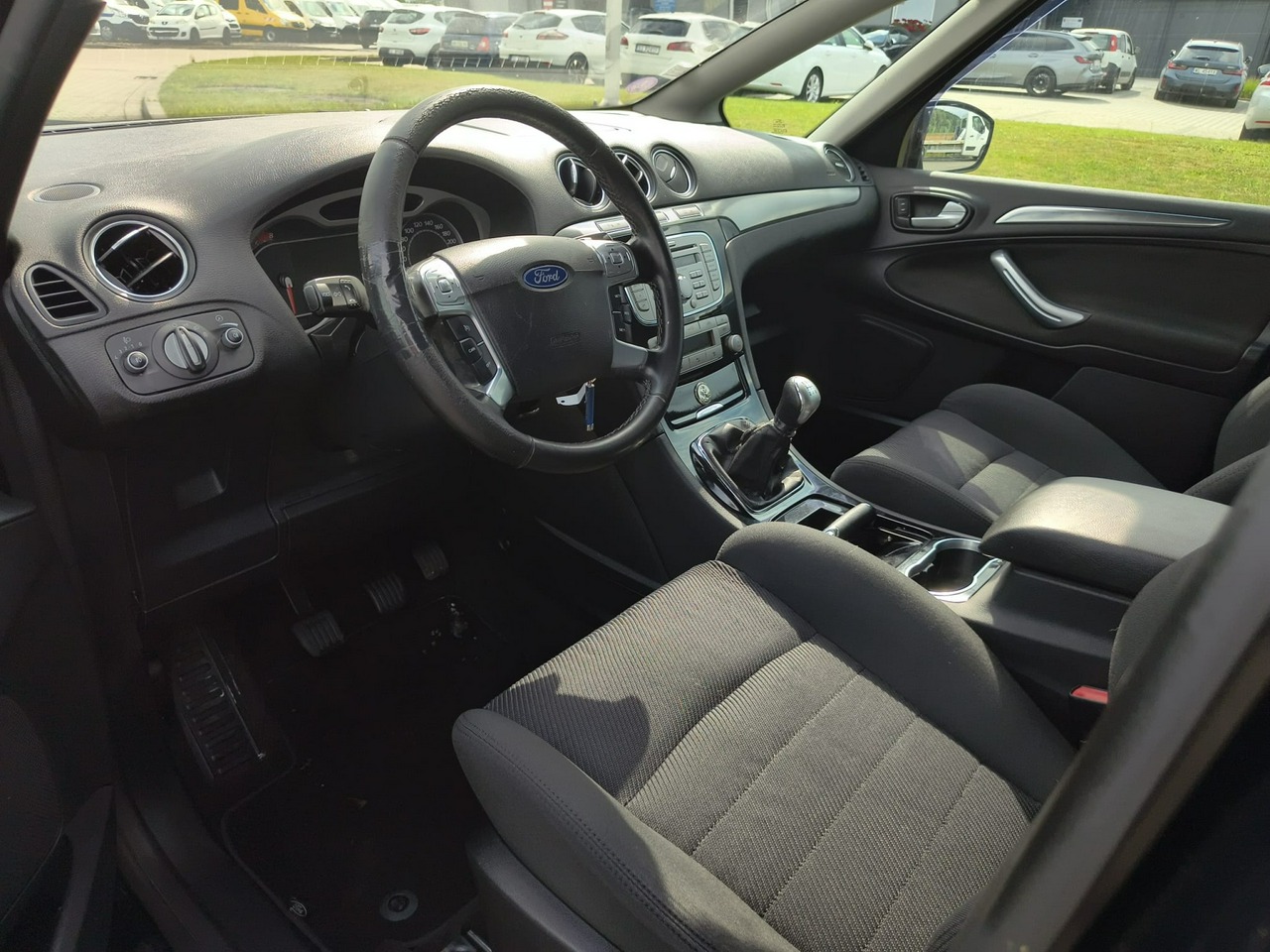 Ford S-Max - obrazek 9